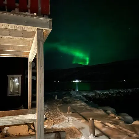 Hav Og Fjell Arctic Sea & Mountain Campeggio